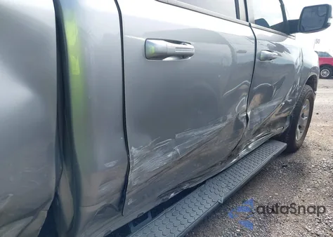 2021 Ram 1500 Big Horn 4X2 5'7 Box from USA, damaged, VIN 1C6RREFT7MN711593